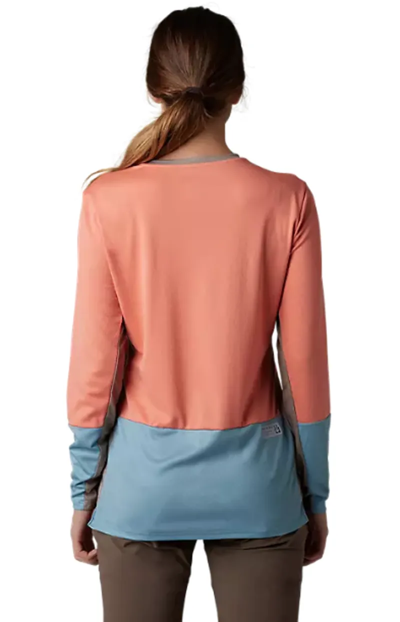 Fox Racing Women's Defend Long Sleeve Jersey in Salmon-2